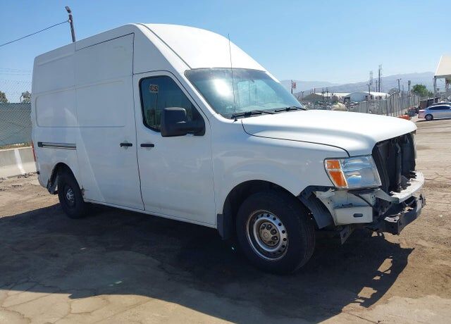2017 NISSAN NV