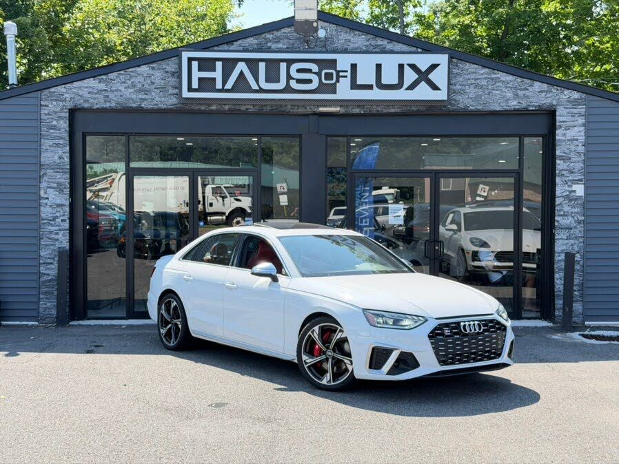 2022 AUDI S4