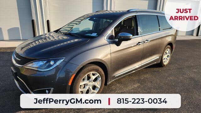 2020 CHRYSLER Pacifica