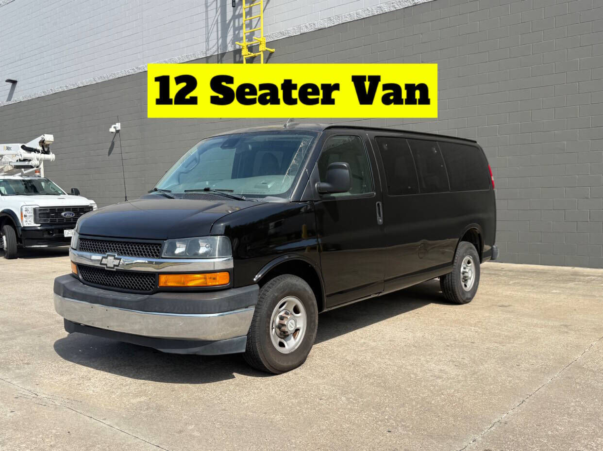 2019 CHEVROLET Express