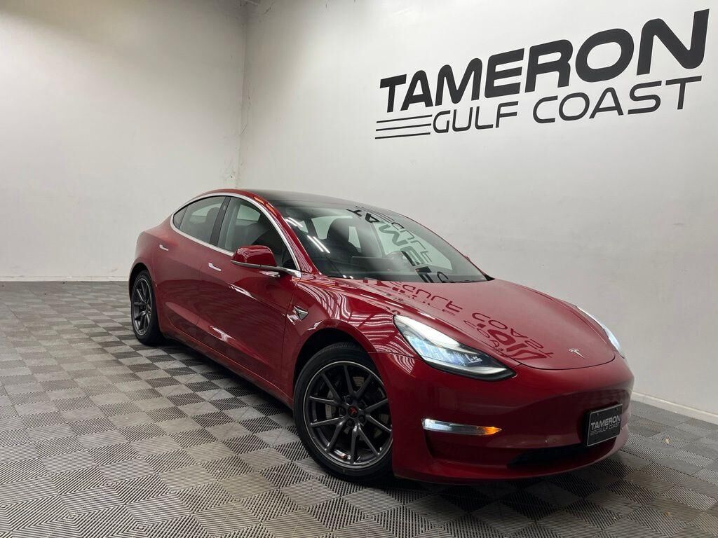 2018 TESLA Model 3