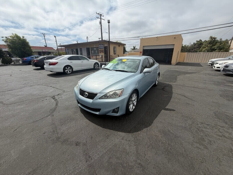 2012 LEXUS IS