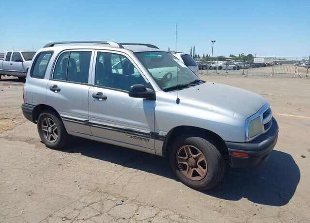 2003 CHEVROLET Tracker