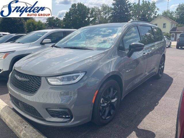 2025 CHRYSLER Pacifica