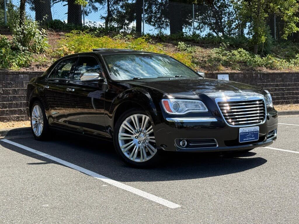 2011 CHRYSLER 300C