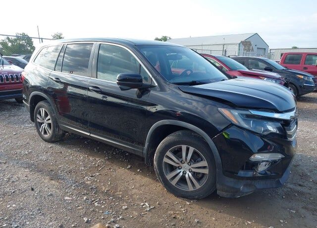 2017 HONDA Pilot