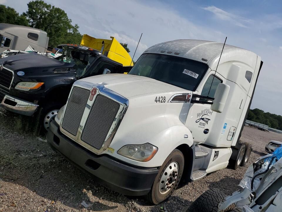 2015 KENWORTH T680