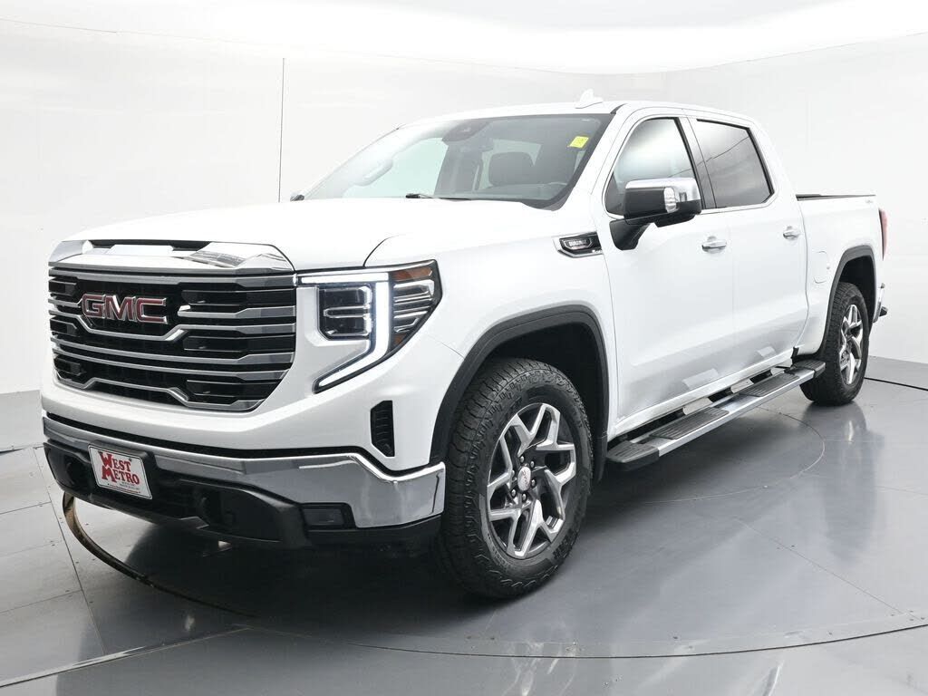 2023 GMC Sierra