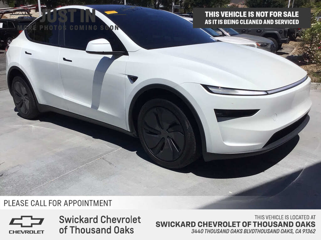 2026 TESLA Model Y