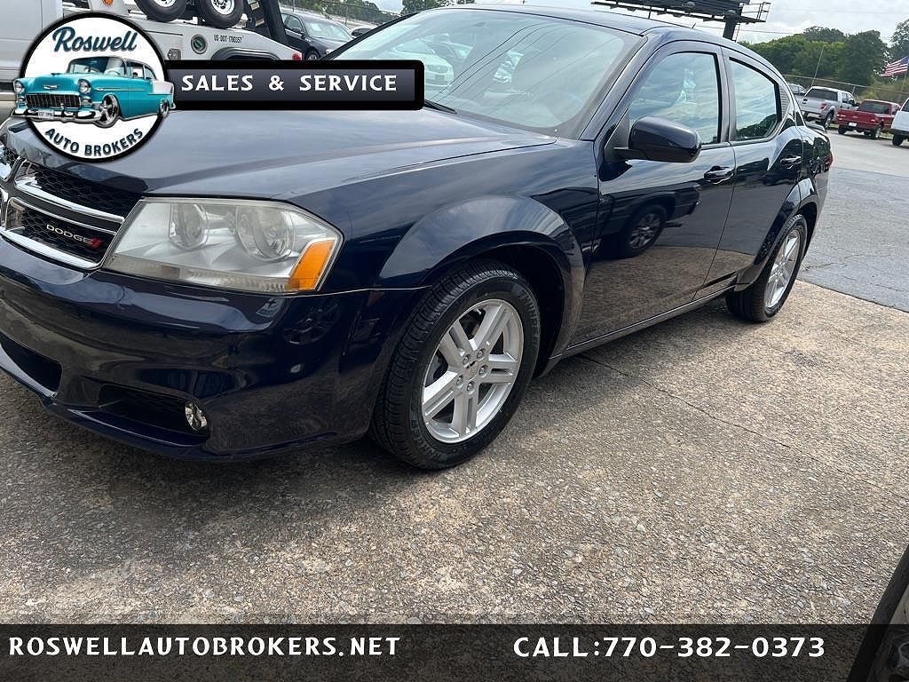 2013 DODGE Avenger