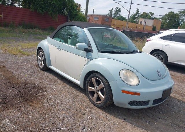 2010 VOLKSWAGEN Beetle