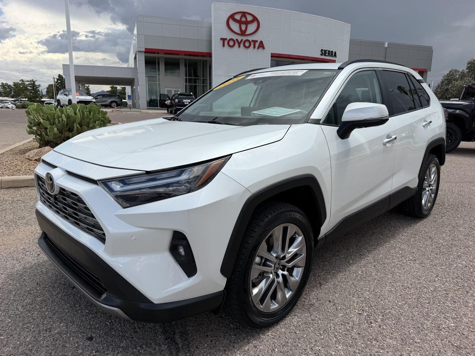 2025 TOYOTA RAV4