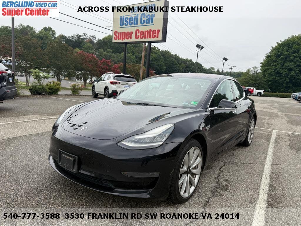 2018 TESLA Model 3