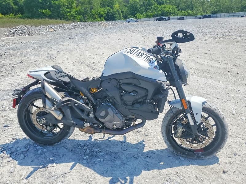 2024 DUCATI Monster