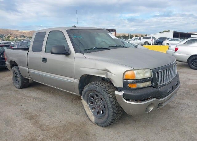 2003 GMC Sierra