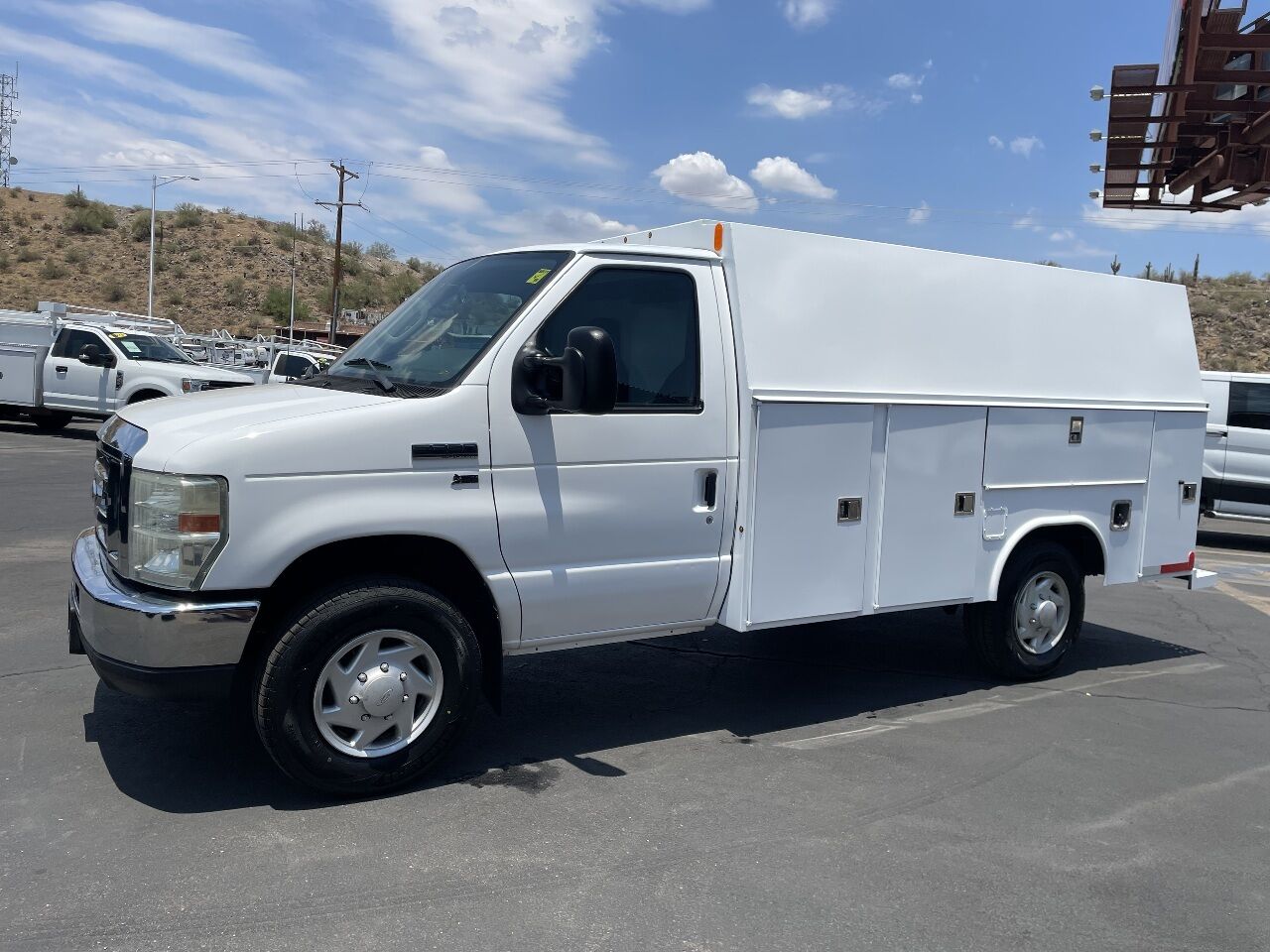 2014 FORD E-350