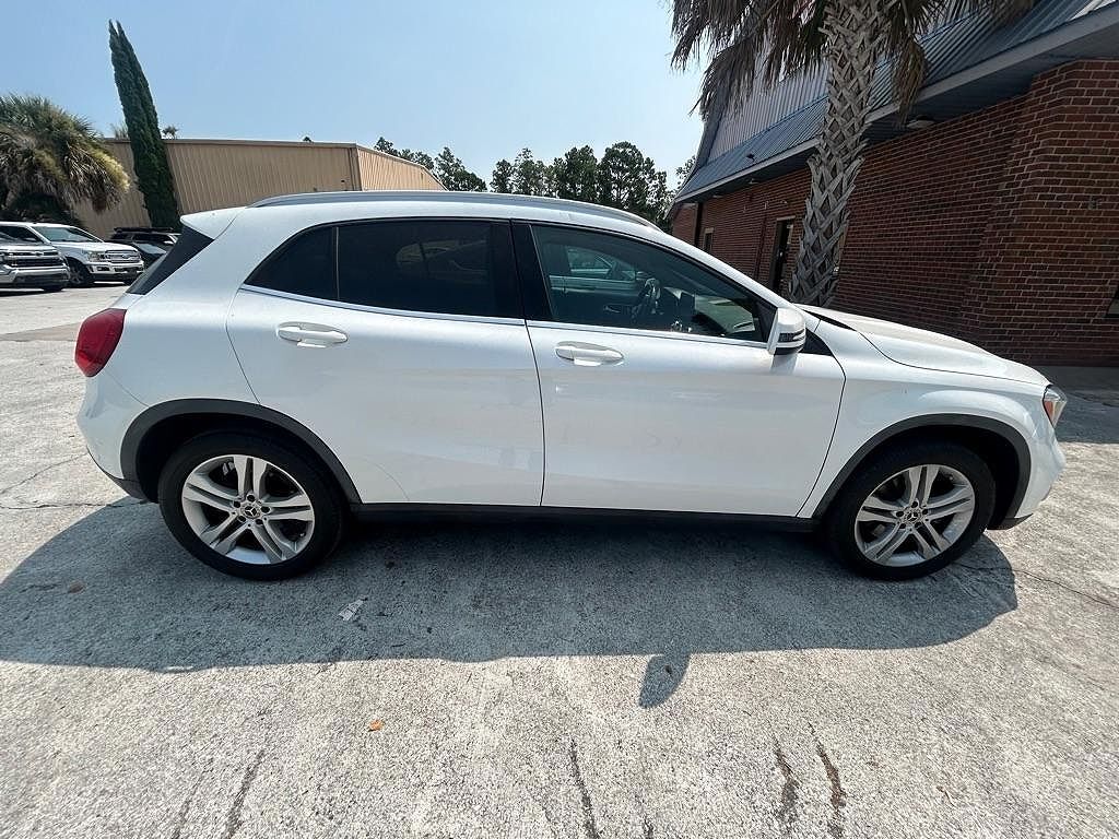 2019 MERCEDES-BENZ GLA-Class