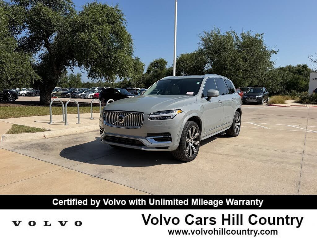 2025 VOLVO XC90