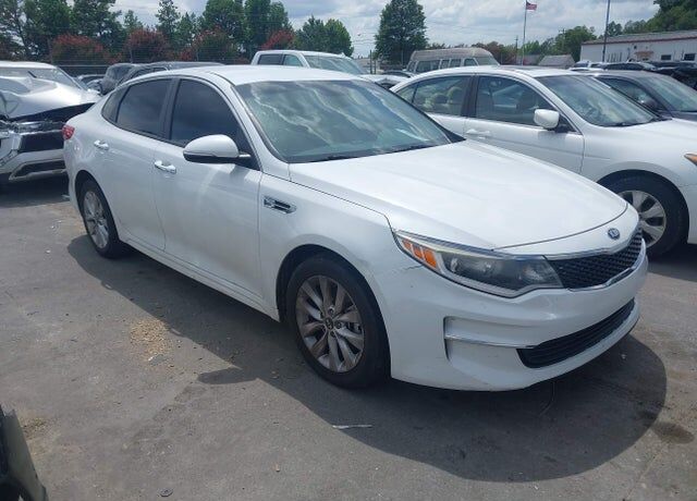 2017 KIA Optima