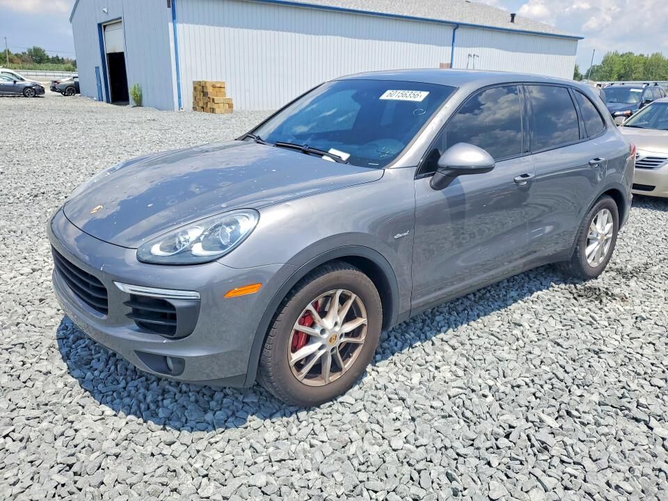 2016 PORSCHE Cayenne