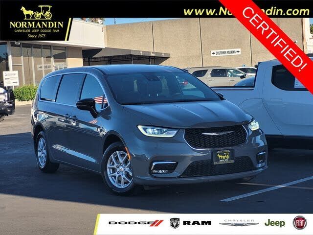 2025 CHRYSLER Pacifica