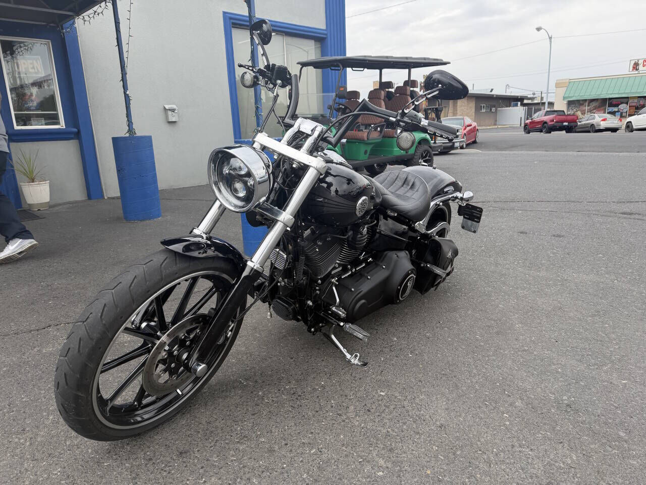 2014 HARLEY DAVIDSON Breakout