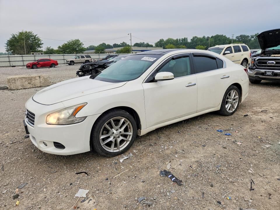 2011 NISSAN Maxima