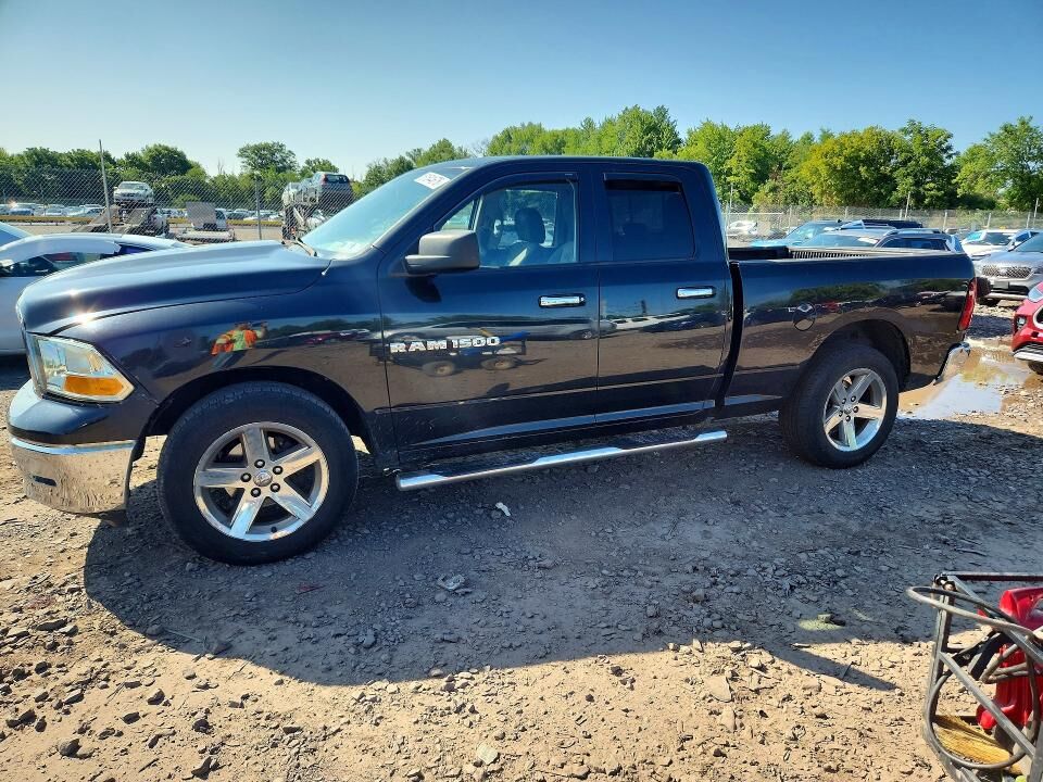 2011 DODGE Ram