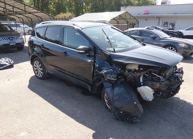 2017 FORD Escape