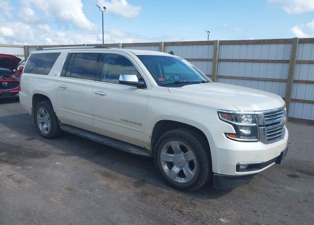 2015 CHEVROLET Suburban