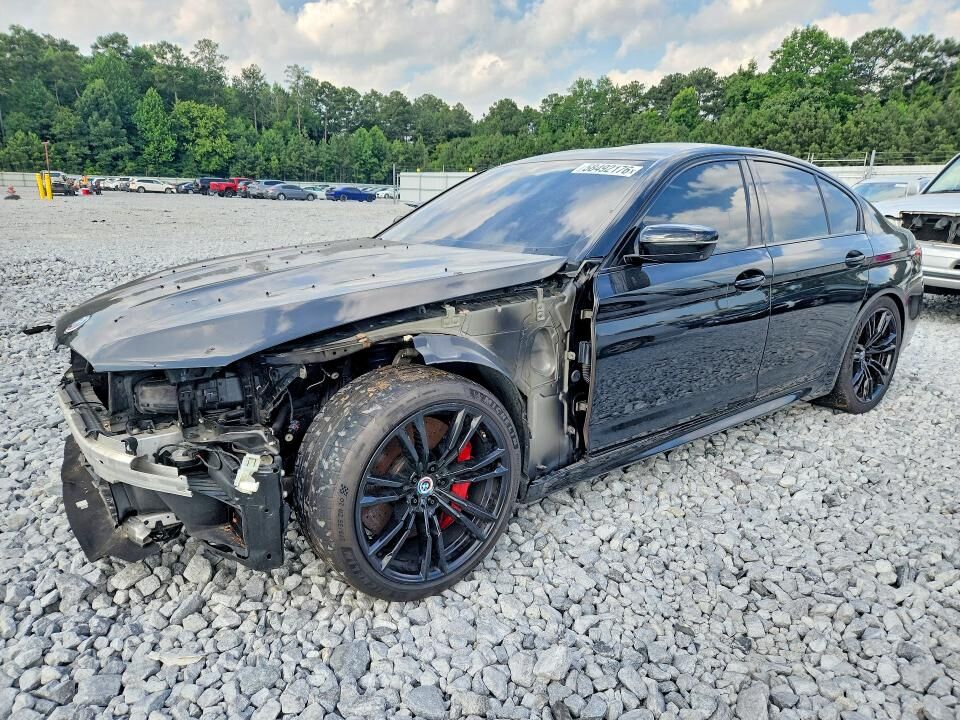 2022 BMW M5