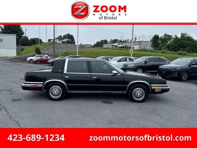 1989 CHRYSLER New Yorker