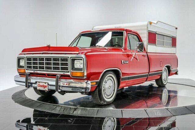 1985 DODGE D-Series