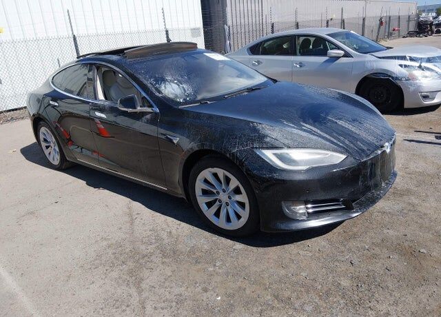 2018 TESLA Model S