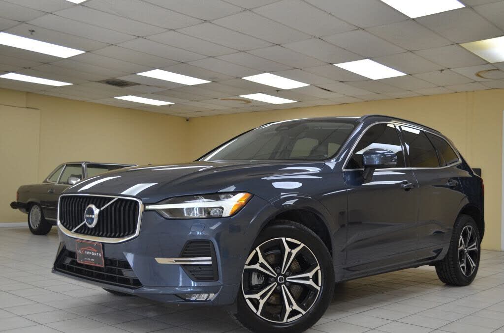 2022 VOLVO XC60