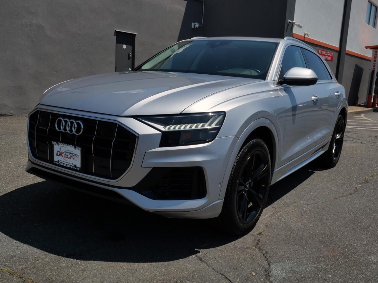 2022 AUDI Q8