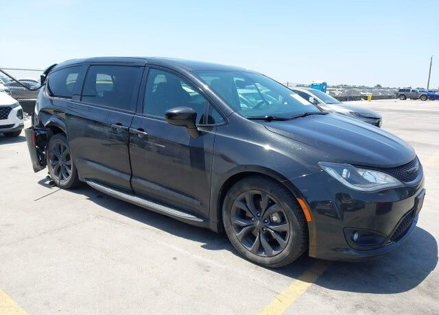 2020 CHRYSLER Pacifica