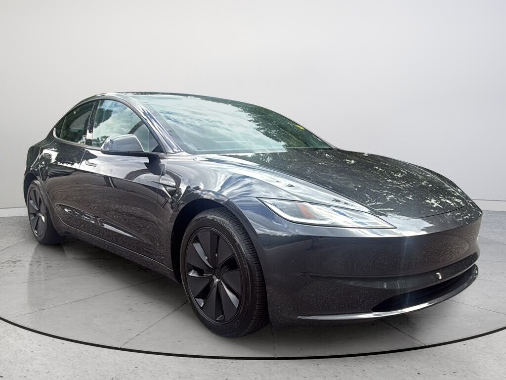 2025 TESLA Model 3