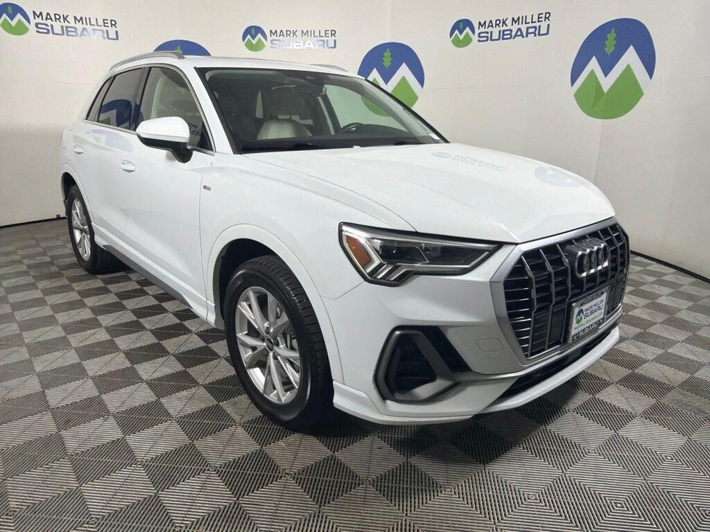 2021 AUDI Q3