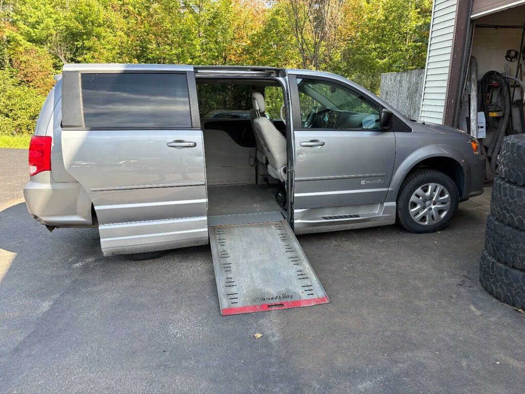 2016 DODGE Grand Caravan