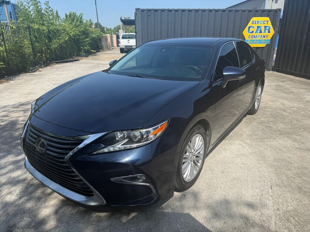 2016 LEXUS ES