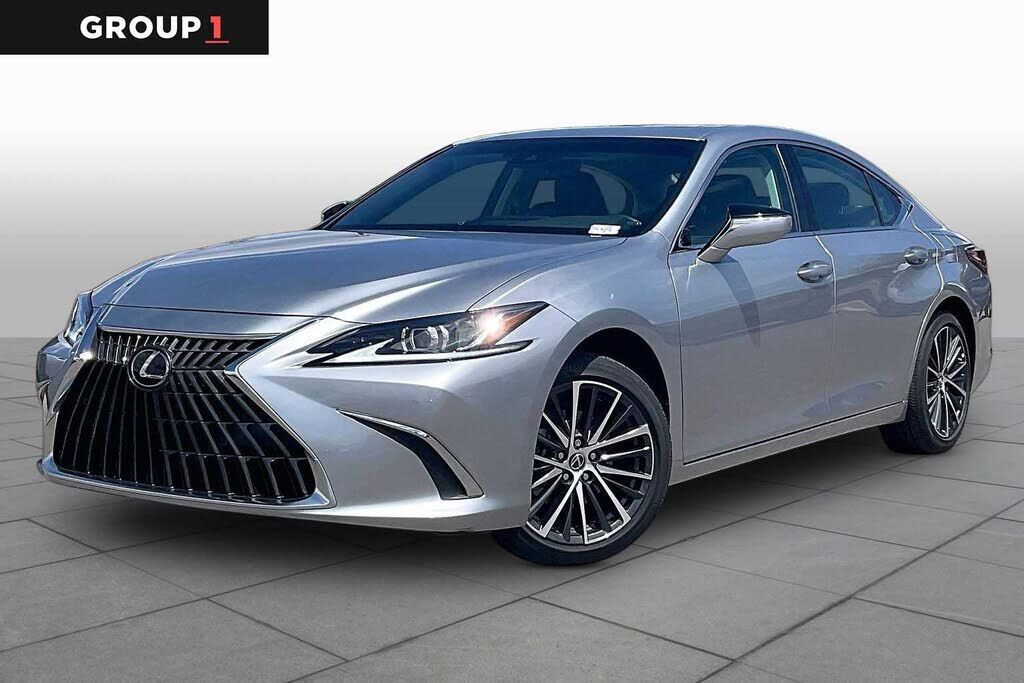 2025 LEXUS ES