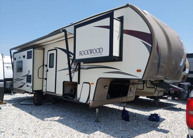 2017 FOREST RIVER Real-lite / Rockwood Lite Weight Trailers