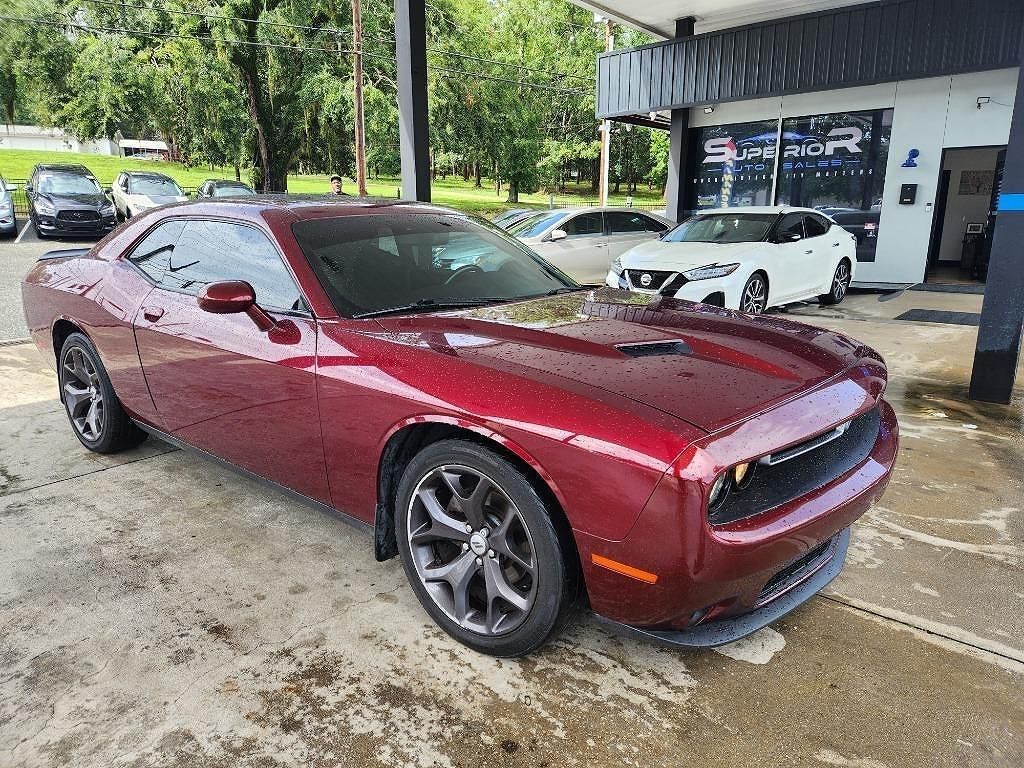 2017 DODGE Challenger
