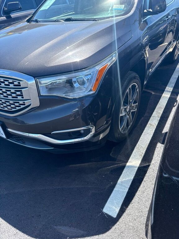 2017 GMC Acadia