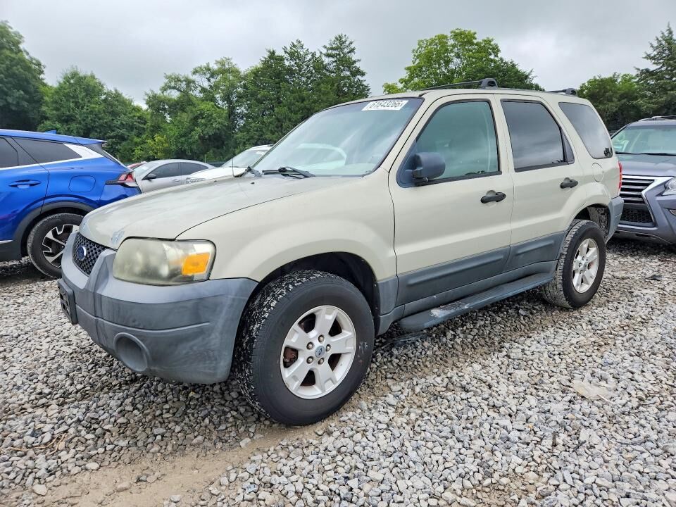 2005 FORD Escape