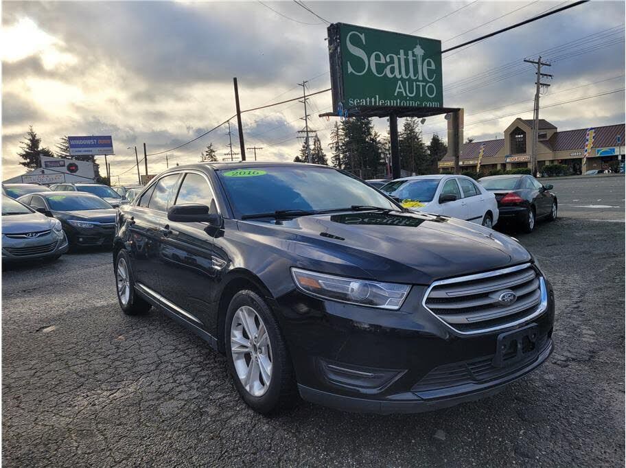 2016 FORD Taurus