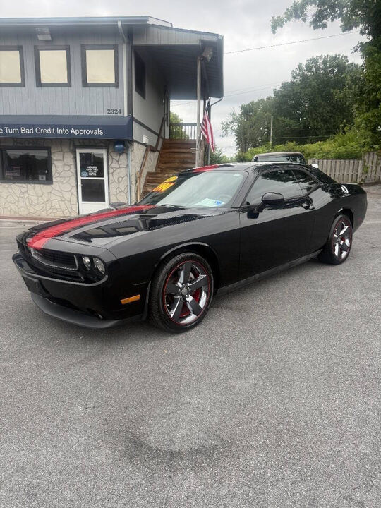 2013 DODGE Challenger