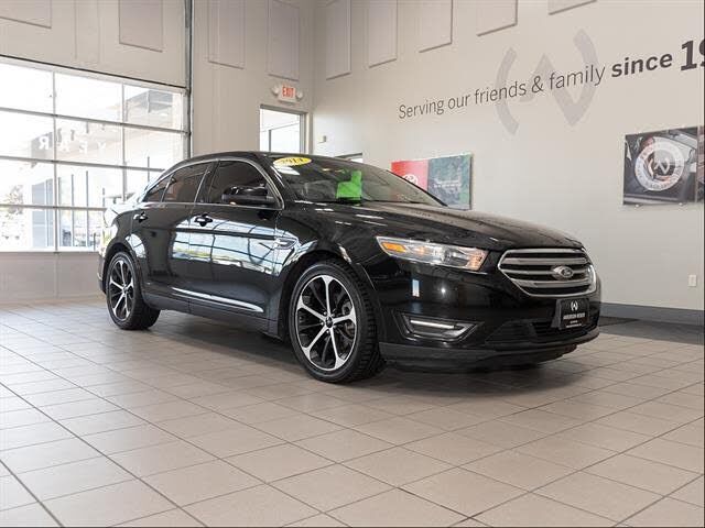 2014 FORD Taurus