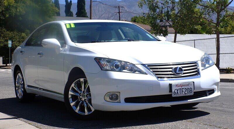 2011 LEXUS ES